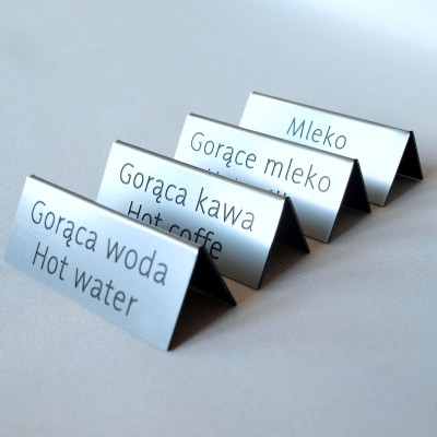 Tabliczka z napisem gorąca woda kolor stalowy szczotkowany