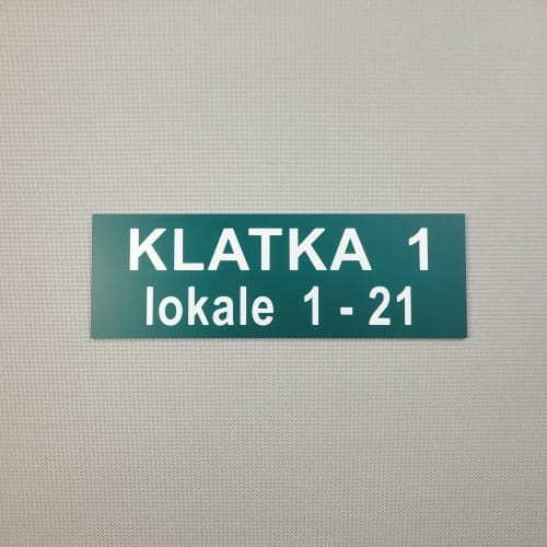 Numery lokali w klatce-Tabliczka grawerowana wielkość 210 x 70 mm. Kolor ciemny zielony