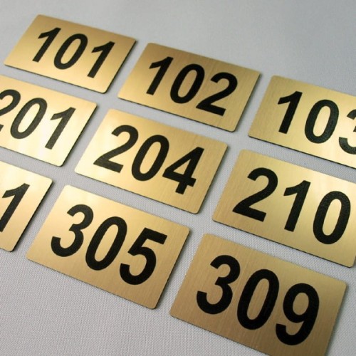 Tabliczki z numerami na drzwi  100x60 mm