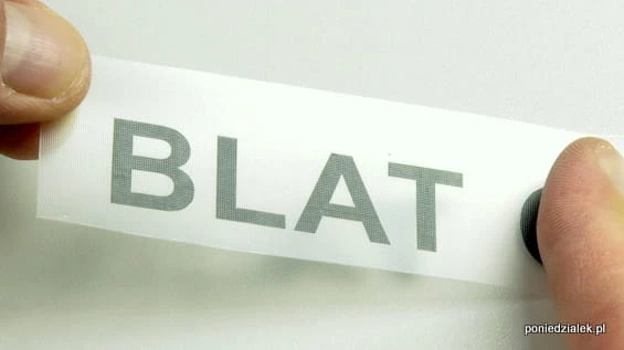 Blat czysty / blat brudny nklejanie napisu samoprzylepnego