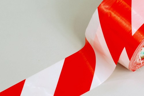 Taśma ostrzegawcza biało-czerwona