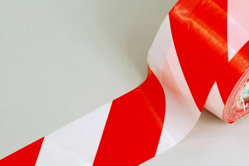 Taśma ostrzegawcza biało-czerwona